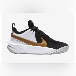 Nike Team Hustle‎ D10 GS 'Black Metallic Gold' CW6735-002 size 7Y NWB